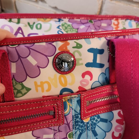 Like New Coach Floral Nylon Diaper Bag Crossbody Purse Xl - Picture 12 of 14